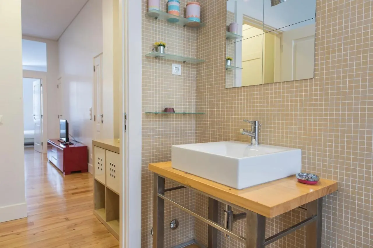 Lovelystay - Downtown Cosy Wonder Lisbon Portugal