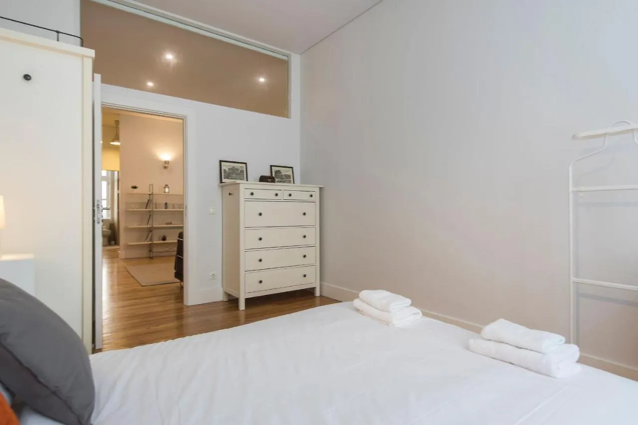Lovelystay - Downtown Cosy Wonder Lisbon Apartment