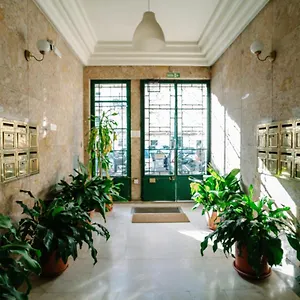 Apartment Alameda &, Lisbon